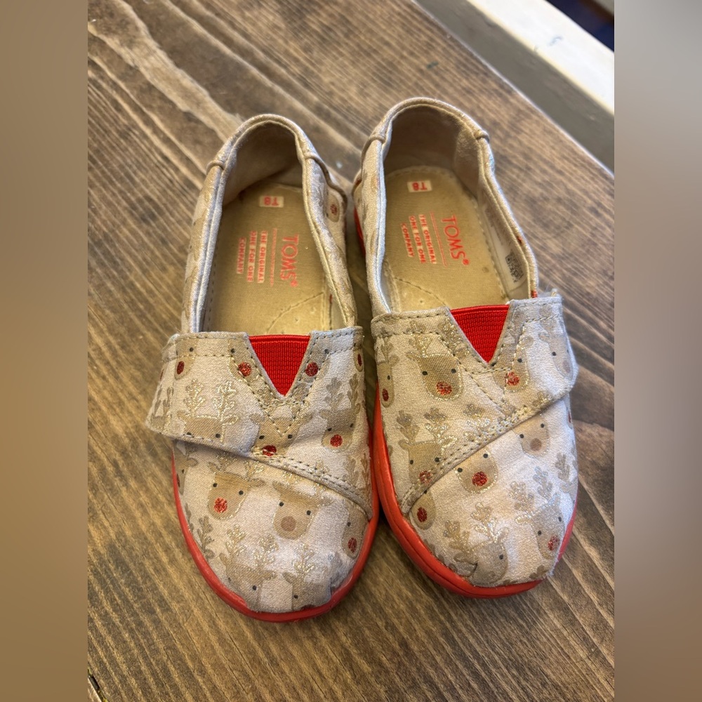 Reindeer TOMS